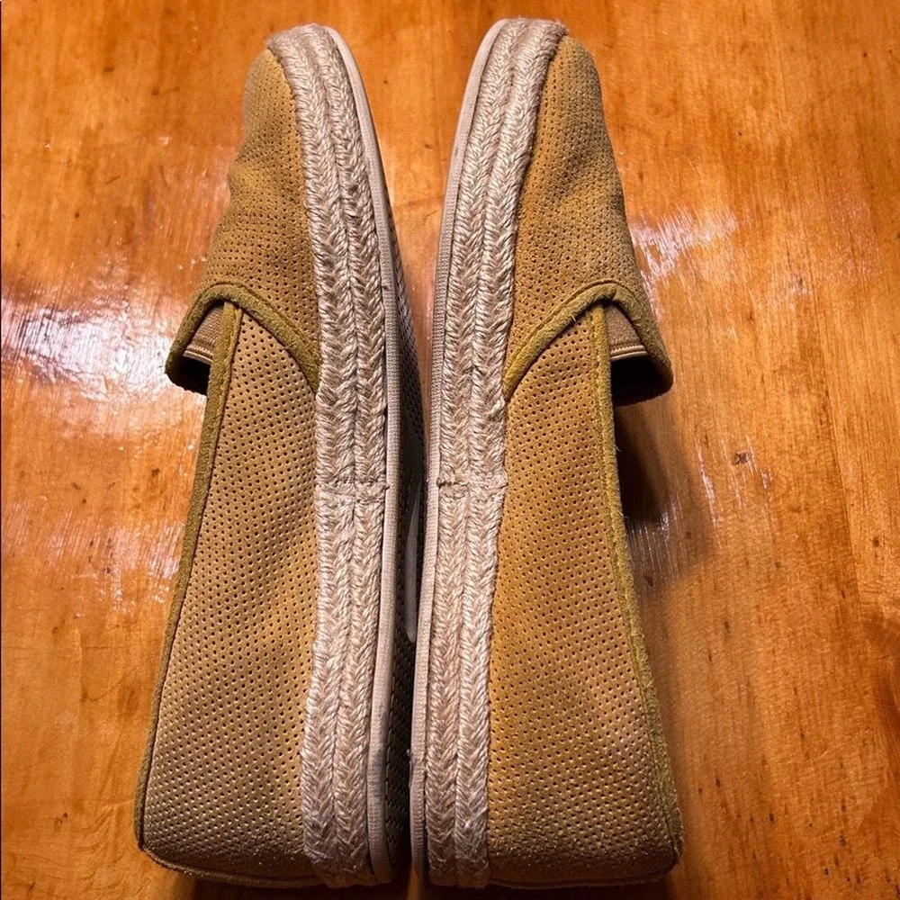 Boho Chic Clarks Azella Cushion Soft Yellow Granola‎ Espadrille Flats 9.5